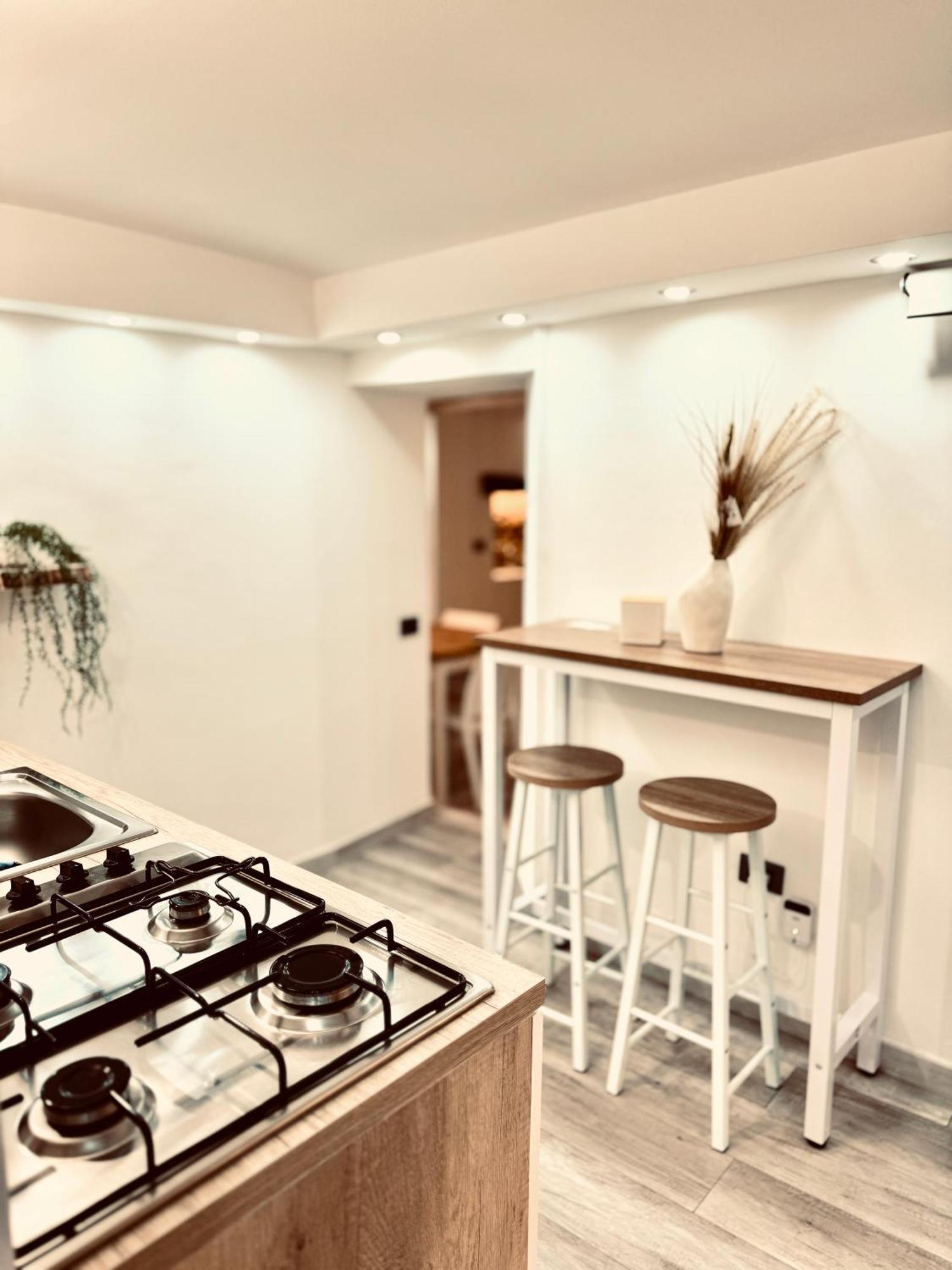 Stationsuite N5 Spa Privata Idromassaggio & Wifi Zona Centrale Vicino Alla Stazione ปาแลร์โม ภายนอก รูปภาพ